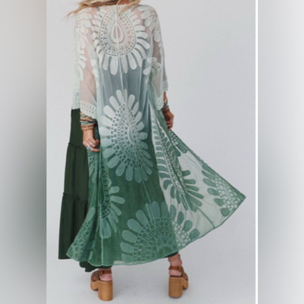 Bohemian Seafoam Green Long Sheer Ombré Lace Kimono - NWT - OS